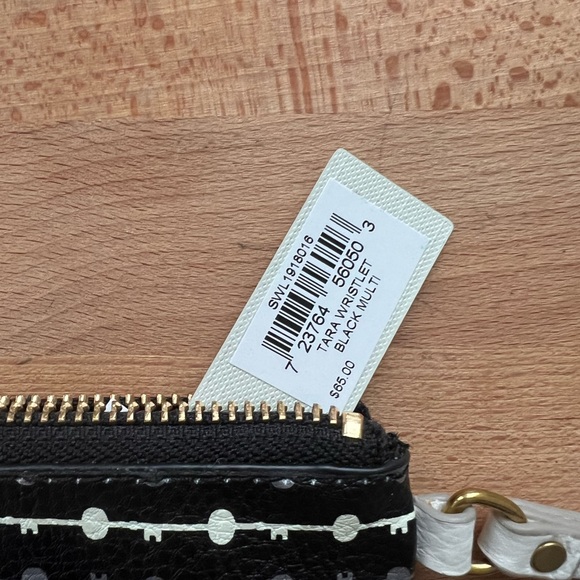 NWT Fossil Tara Wristlet in multi color - Picture 4 of 4